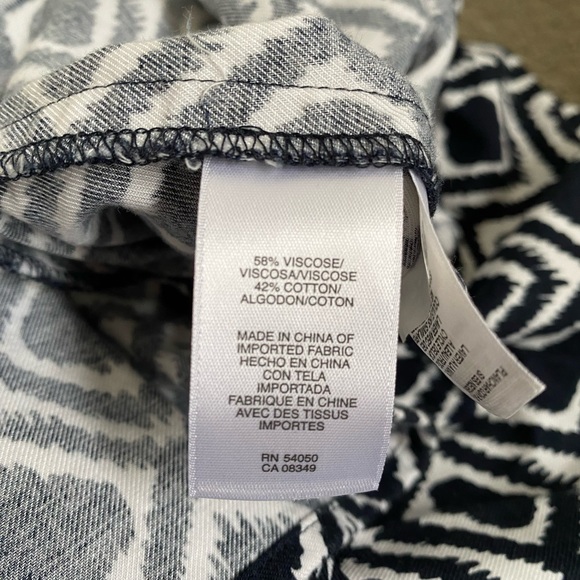 Ladies patterned Summer top Jones New York - Picture 3 of 9